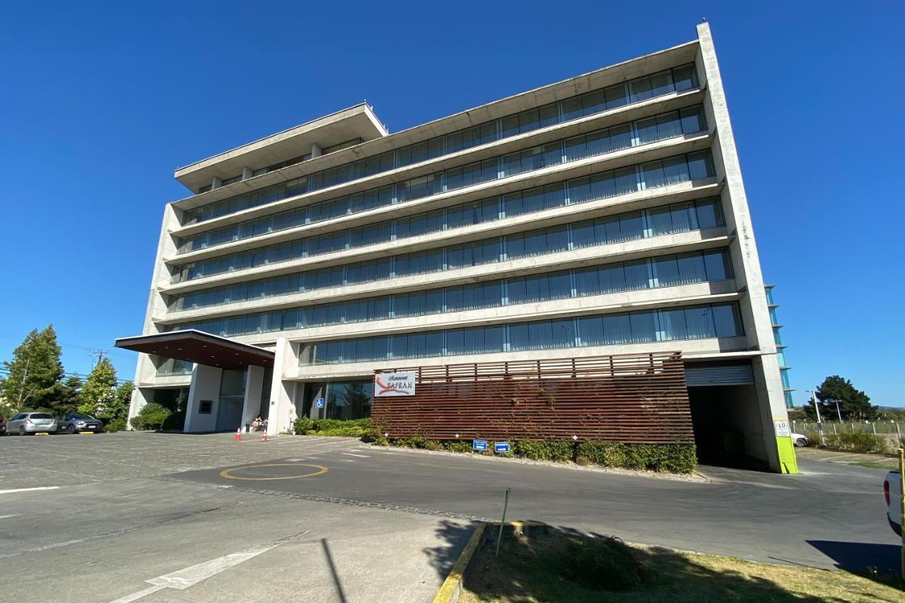Wyndham Concepcion Pettra Hotell Eksteriør bilde The hotel in 2019