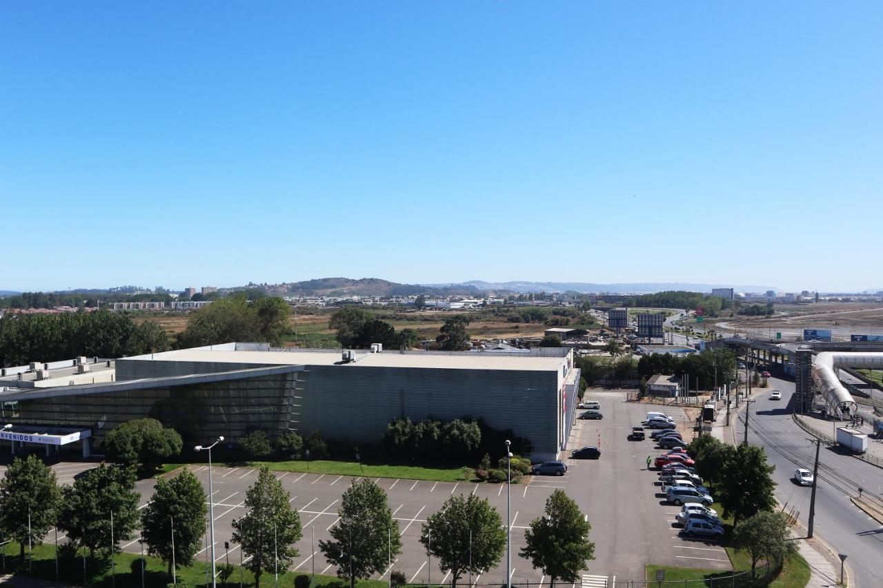 Wyndham Concepcion Pettra Hotell Eksteriør bilde Aerial view of the campus
