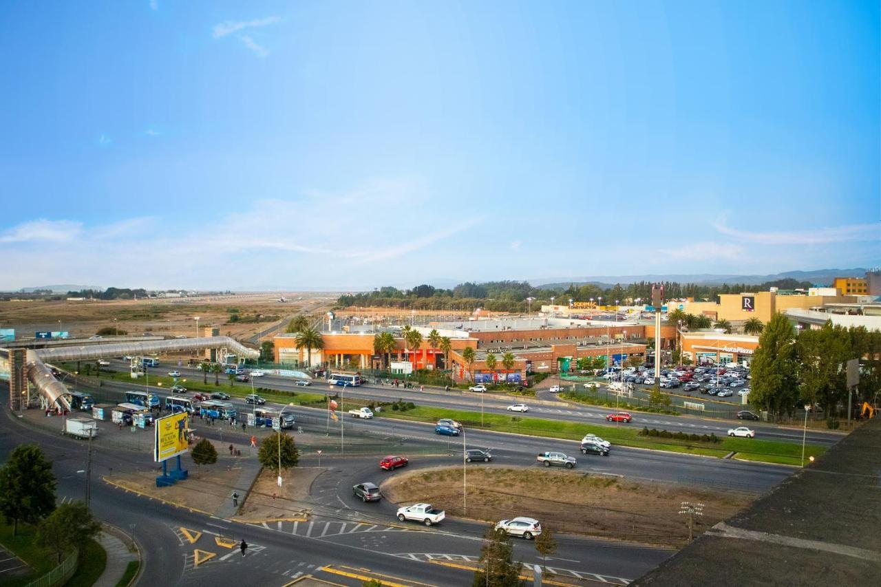 Wyndham Concepcion Pettra Hotell Eksteriør bilde The Mall at Sierra Vista